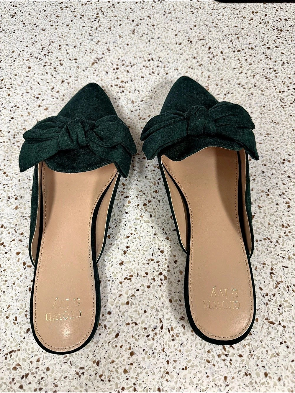 Crown & Ivy Elise Bow Mules Green